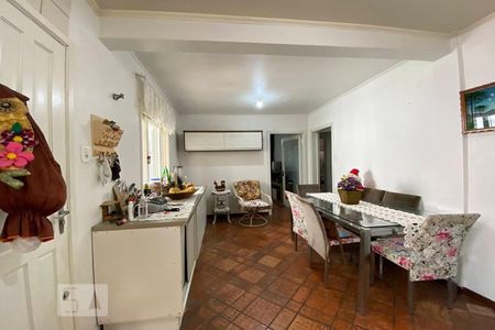 Casa à venda com 120m², 3 quartos e 1 vaga Casa à venda com 120m², 3 quartos e 1 vagaCozinha