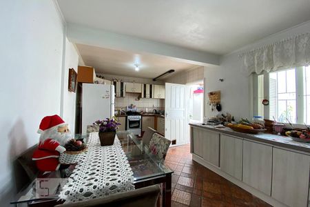 Casa à venda com 120m², 3 quartos e 1 vaga Casa à venda com 120m², 3 quartos e 1 vagaCozinha