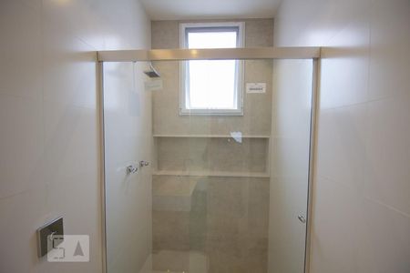 Apartamento para alugar com 198m², 3 quartos e 1 vaga Apartamento para alugar com 198m², 3 quartos e 1 vagaBanheiro da Suíte