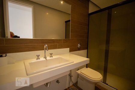 Apartamento para alugar com 198m², 3 quartos e 1 vaga Apartamento para alugar com 198m², 3 quartos e 1 vagaBanheiro