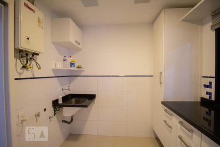 Apartamento para alugar com 198m², 3 quartos e 1 vaga Apartamento para alugar com 198m², 3 quartos e 1 vagaÁrea de Serviço