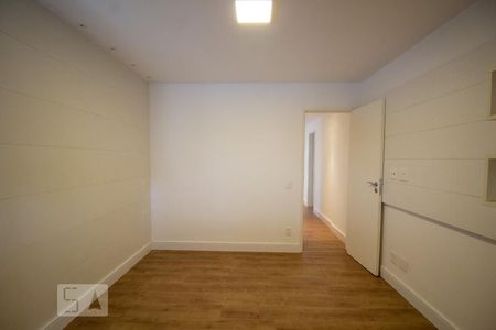 Apartamento para alugar com 198m², 3 quartos e 1 vaga Apartamento para alugar com 198m², 3 quartos e 1 vagaSuíte