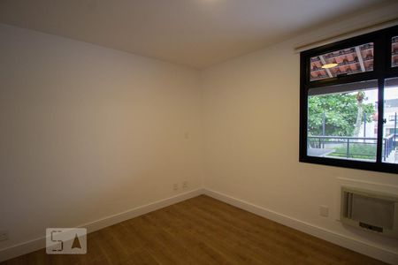 Apartamento para alugar com 198m², 3 quartos e 1 vaga Apartamento para alugar com 198m², 3 quartos e 1 vagaQuarto 2