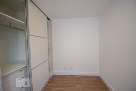Apartamento para alugar com 198m², 3 quartos e 1 vaga Apartamento para alugar com 198m², 3 quartos e 1 vagaQuarto 1