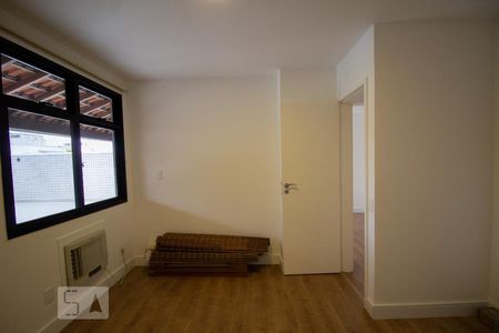 Apartamento para alugar com 198m², 3 quartos e 1 vaga Apartamento para alugar com 198m², 3 quartos e 1 vagaQuarto 2