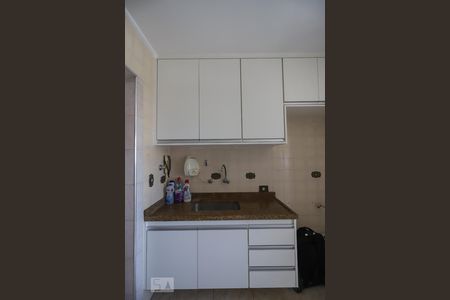Apartamento à venda com 72m², 2 quartos e 1 vaga Apartamento à venda com 72m², 2 quartos e 1 vagaCozinha