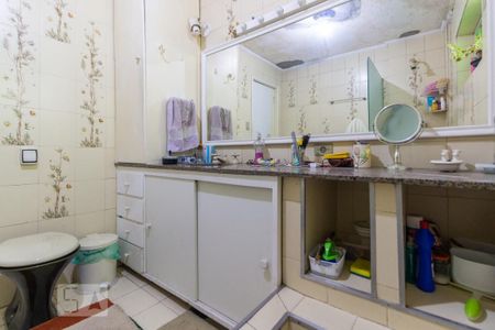 Apartamento para alugar com 200m², 4 quartos e 2 vagasBanheiro da suíte