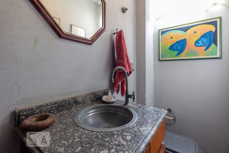 Lavabo de apartamento à venda com 4 quartos, 200m² em Bela Vista, São Paulo