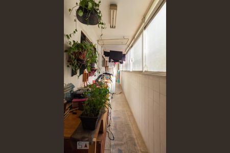 Apartamento para alugar com 200m², 4 quartos e 2 vagasÁrea de serviço