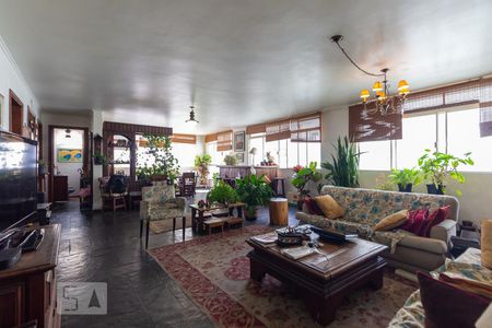 Apartamento para alugar com 200m², 4 quartos e 2 vagasSala