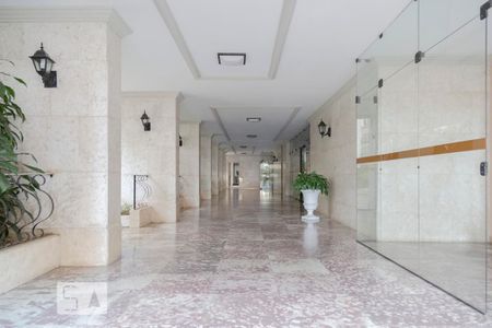 Apartamento para alugar com 200m², 4 quartos e 2 vagasHall de entrada