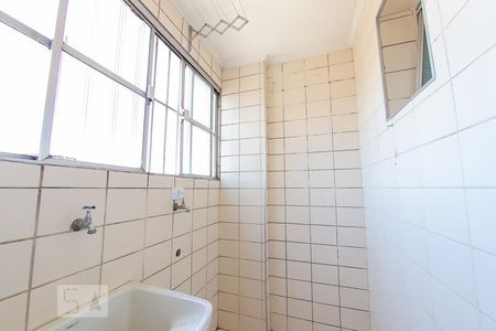 Apartamento para alugar com 70m², 2 quartos e 1 vaga Apartamento para alugar com 70m², 2 quartos e 1 vagaArea de Serviço