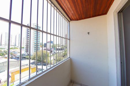 Sacada da Sala de apartamento para alugar com 2 quartos, 70m² em Jardim Guarulhos, Guarulhos