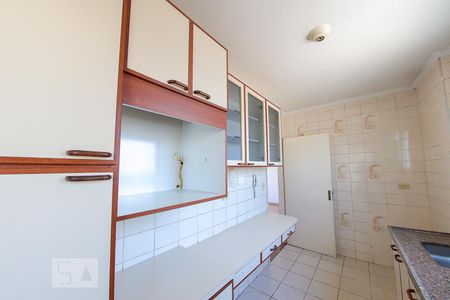 Apartamento para alugar com 70m², 2 quartos e 1 vaga Apartamento para alugar com 70m², 2 quartos e 1 vagaCozinha