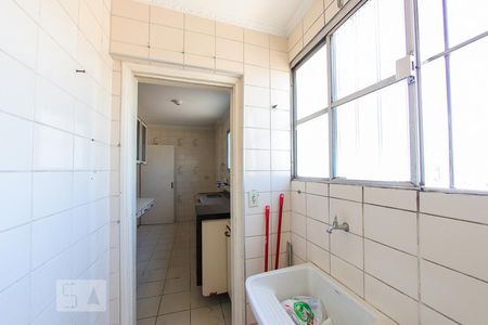 Apartamento para alugar com 70m², 2 quartos e 1 vaga Apartamento para alugar com 70m², 2 quartos e 1 vagaArea de Serviço
