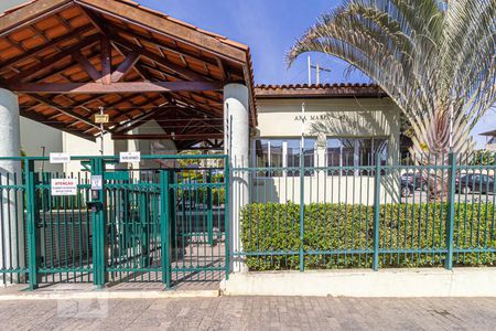 Apartamento para alugar com 50m², 2 quartos e 1 vaga Apartamento para alugar com 50m², 2 quartos e 1 vagaFachada