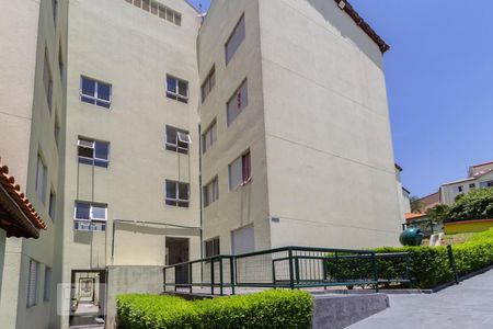 Apartamento para alugar com 50m², 2 quartos e 1 vaga Apartamento para alugar com 50m², 2 quartos e 1 vagaFachada