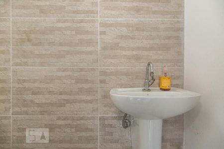 Lavabo de casa para alugar com 2 quartos, 80m² em Vila Ré, São Paulo
