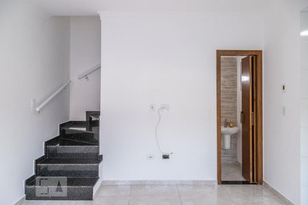 Sala de casa para alugar com 2 quartos, 80m² em Vila Ré, São Paulo