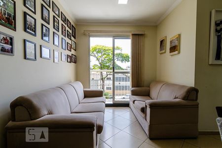 Apartamento à venda com 61m², 3 quartos e 2 vagasSala