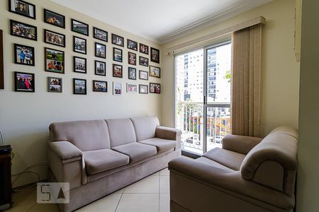 Apartamento à venda com 61m², 3 quartos e 2 vagasSala