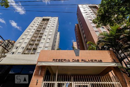 Apartamento à venda com 61m², 3 quartos e 2 vagasFachada