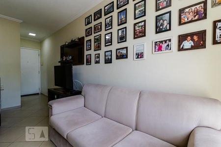 Apartamento à venda com 61m², 3 quartos e 2 vagasSala