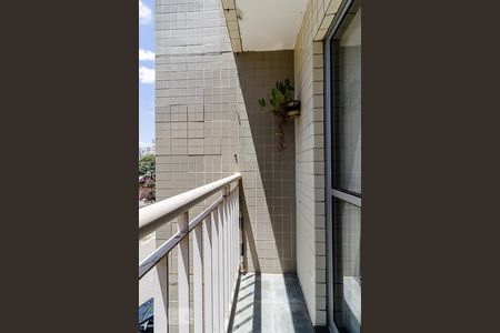 Apartamento à venda com 61m², 3 quartos e 2 vagasSacada