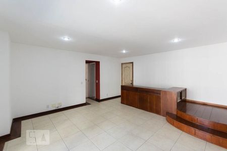 Apartamento à venda com 133m², 4 quartos e 3 vagasSala