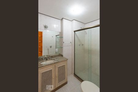 Apartamento à venda com 133m², 4 quartos e 3 vagasBanheiro Suíte
