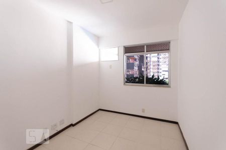 Apartamento à venda com 133m², 4 quartos e 3 vagasQuarto 1