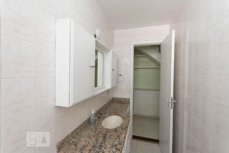 Apartamento à venda com 133m², 4 quartos e 3 vagasBanheiro