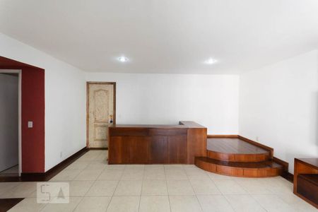 Apartamento à venda com 133m², 4 quartos e 3 vagasSala