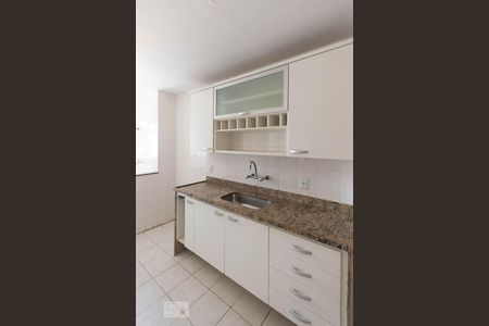 Apartamento à venda com 133m², 4 quartos e 3 vagasCozinha e Área de Serviço