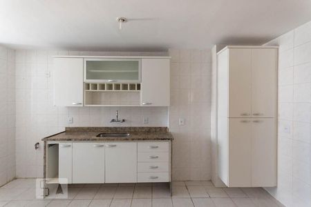 Apartamento à venda com 133m², 4 quartos e 3 vagasCozinha e Área de Serviço