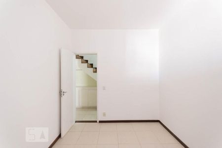 Apartamento à venda com 133m², 4 quartos e 3 vagasQuarto 1