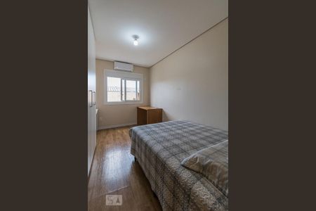 Casa à venda com 240m², 7 quartos e 8 vagasQuarto 2 