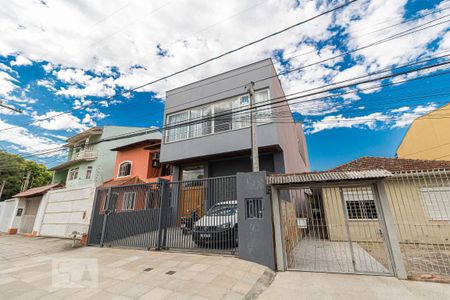 Casa à venda com 240m², 7 quartos e 8 vagasFachada