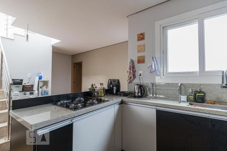 Casa à venda com 240m², 7 quartos e 8 vagasCozinha