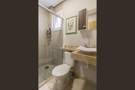 Casa à venda com 240m², 7 quartos e 8 vagasBanheiro Social