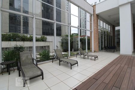 Studio para alugar com 60m², 1 quarto e 1 vagaÁrea da piscina