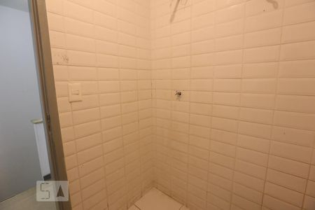 Casa para alugar com 170m², 4 quartos e 4 vagasBanheiro 