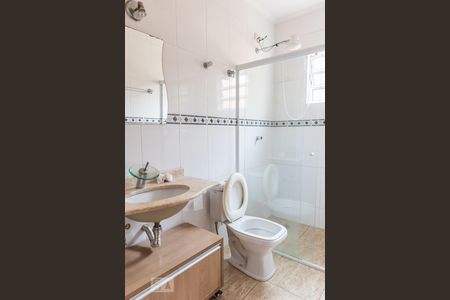 Casa à venda com 146m², 3 quartos e 2 vagasBanheiro 1