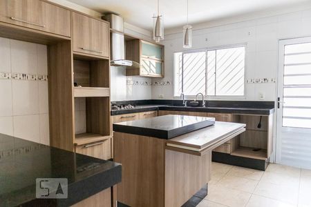 Casa à venda com 146m², 3 quartos e 2 vagasCozinha