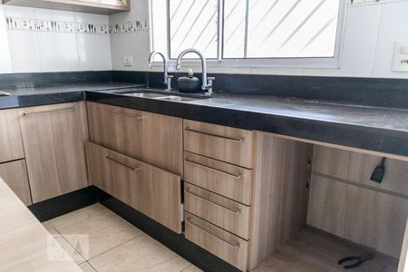 Casa à venda com 146m², 3 quartos e 2 vagasCozinha