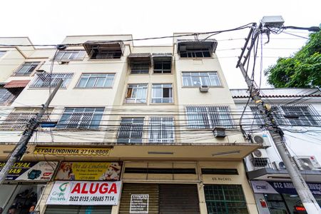 Apartamento à venda com 81m², 2 quartos e sem vagaFachada