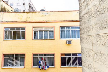 Vista da Sala de apartamento à venda com 2 quartos, 81m² em Centro, Niterói
