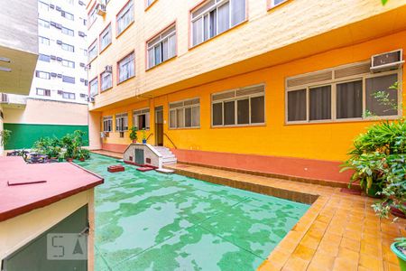 Apartamento à venda com 81m², 2 quartos e sem vagaÁrea comum