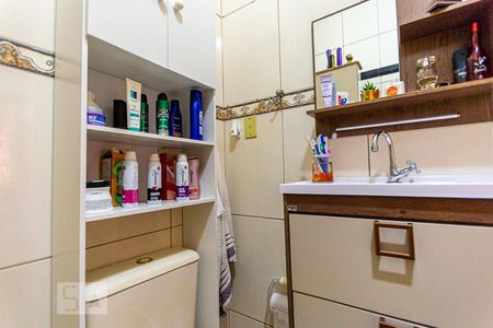 Banheiro de apartamento à venda com 2 quartos, 81m² em Centro, Niterói