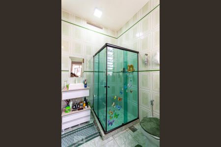 Apartamento à venda com 81m², 2 quartos e sem vagaBanheiro